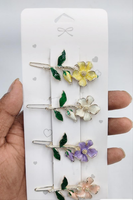 Pack of 4 metal flower hairclips