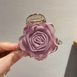 Medium rose clutcher