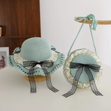 Beach hat with lace and matching bag