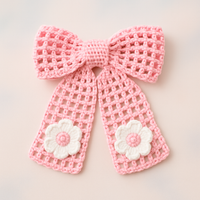 Crochet net bow with flowers