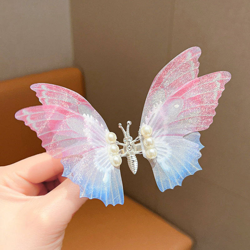 Fluttering butterfly hairclip