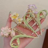 Flower and bud clutcher clip