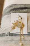 Swan feather hair pin