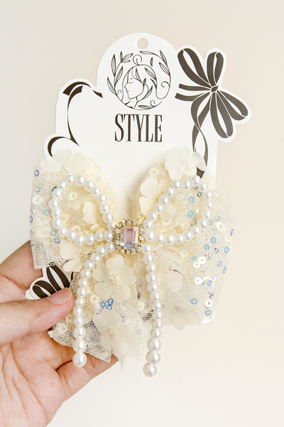 Tulle with pearls string bow fascinator hairclip