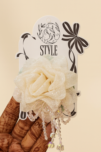 Rose bloom fascinator hairclip