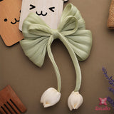 Large fascinator tulip bow