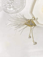 Swan feather hair pin