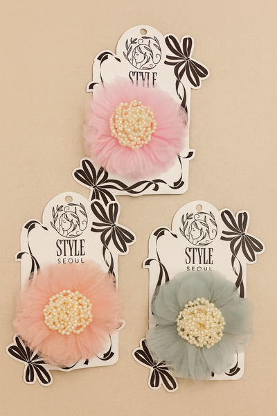 Crinkled pearly flower fascinator hairclip